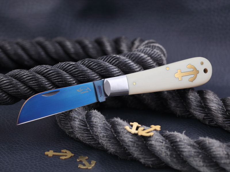 anker_e_24_main_800px anker_e_24_main_800px