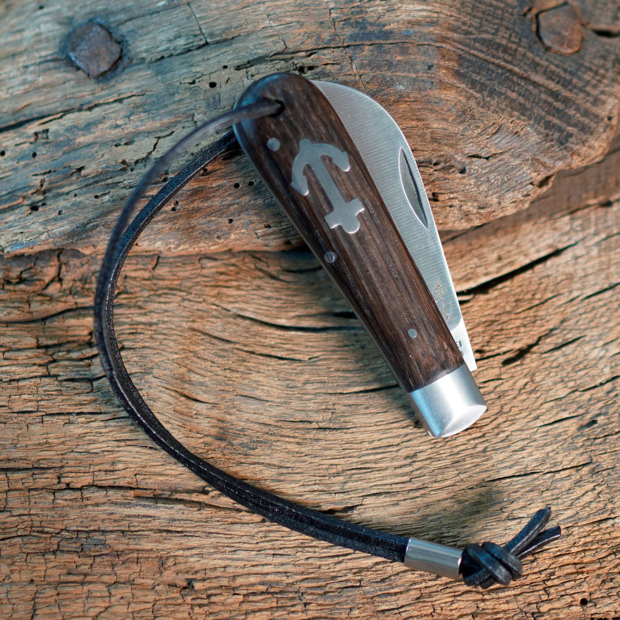 Ankermesser Räuchereiche klein Ankermesser Räuchereiche klein