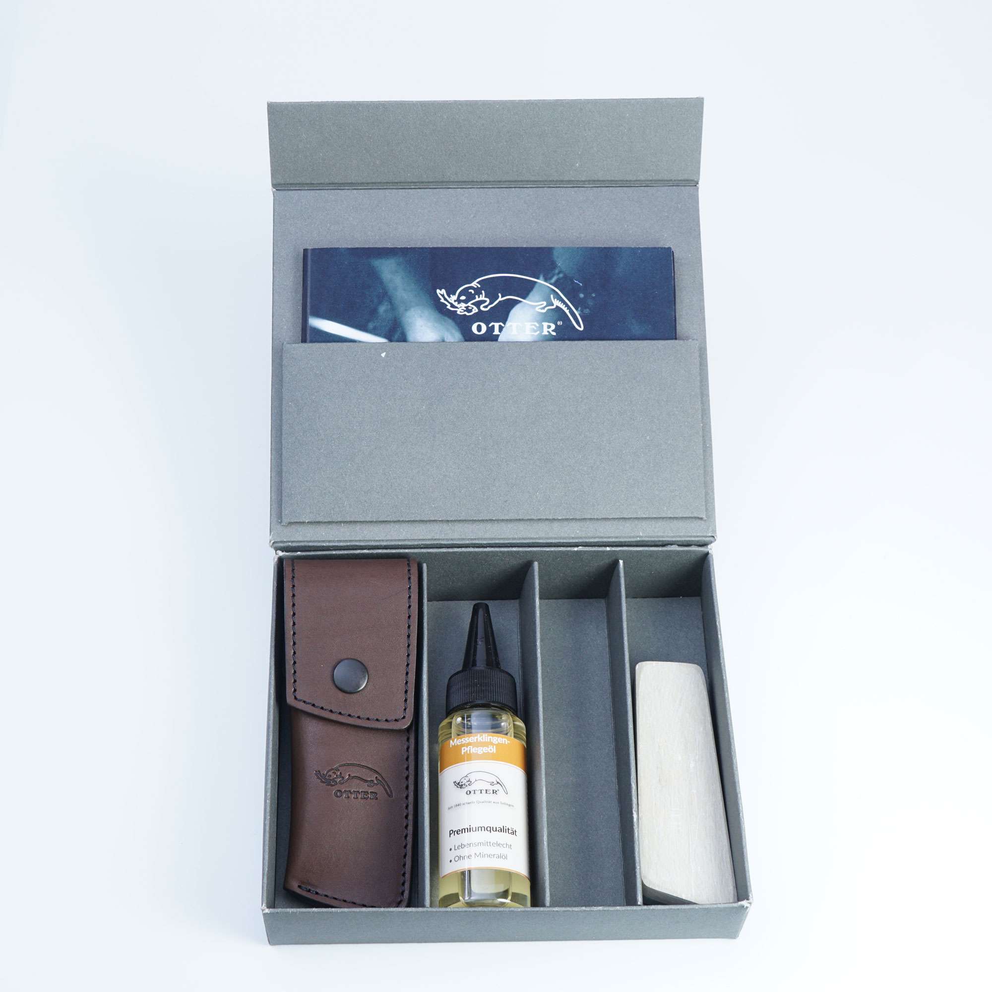 Geschenkbox H mit Messerholster 01, Pflegeöl Klinge und Belgischer Brocken 4 Geschenkbox H mit Messerholster 01, Pflegeöl Klinge und Belgischer Brocken 4