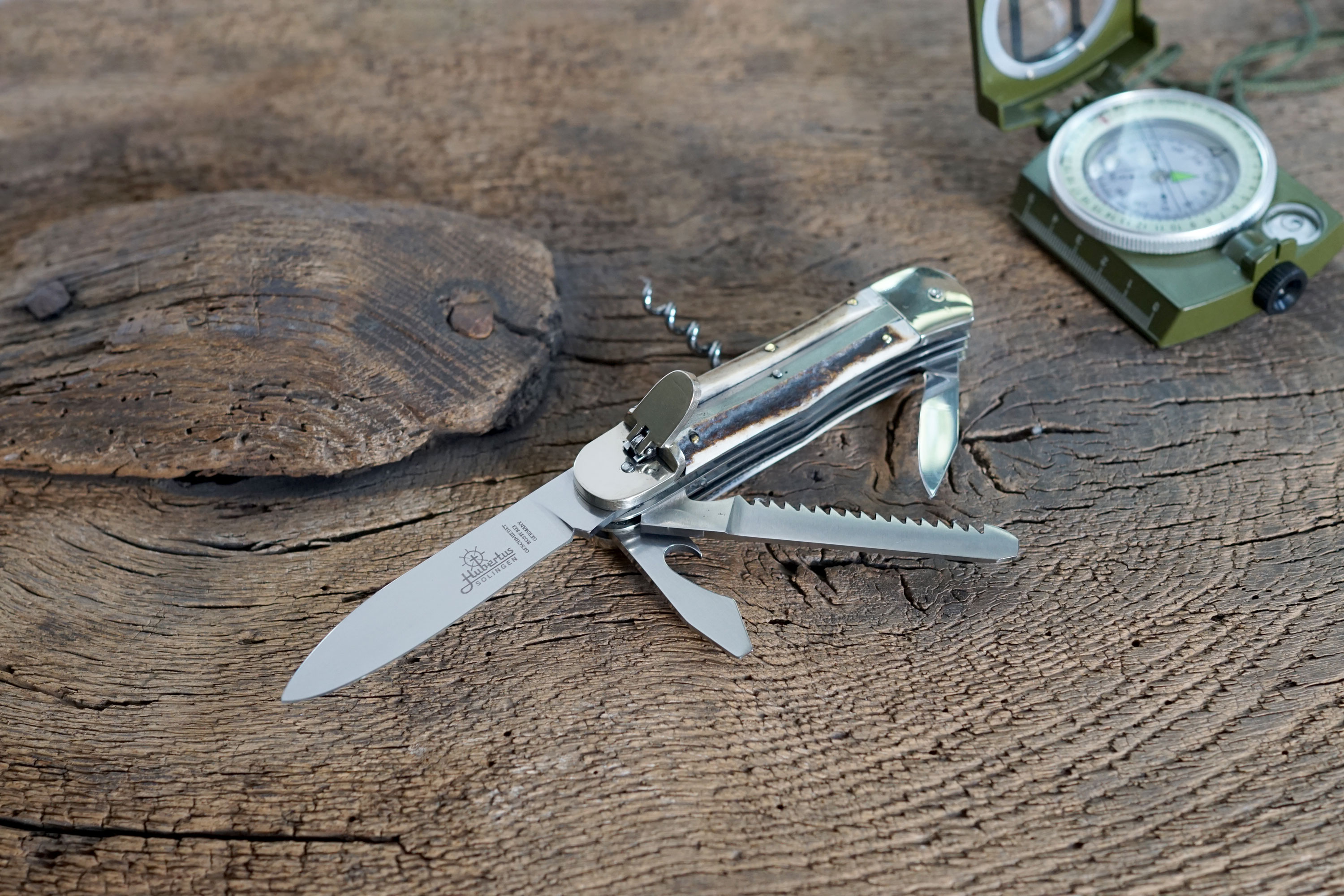 HUBERTUS Camper Plus HUBERTUS Camper Plus